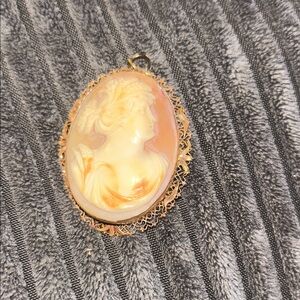 Elegant Gold Cameo Pendant and pin